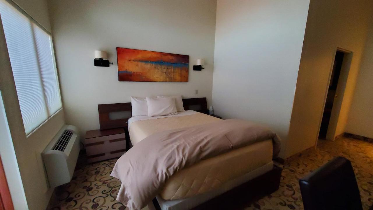 Lowell Hotel 3*