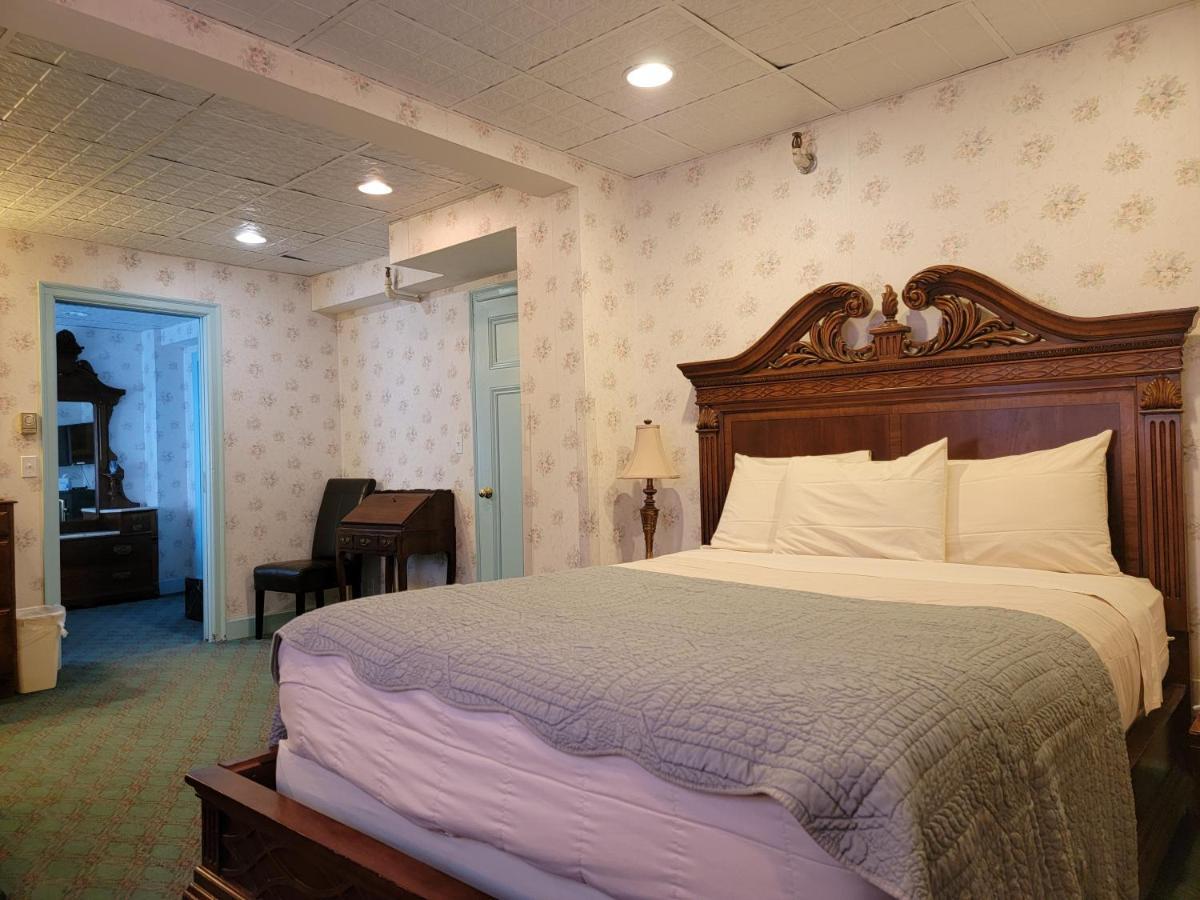 Hotel Lowell 3*
