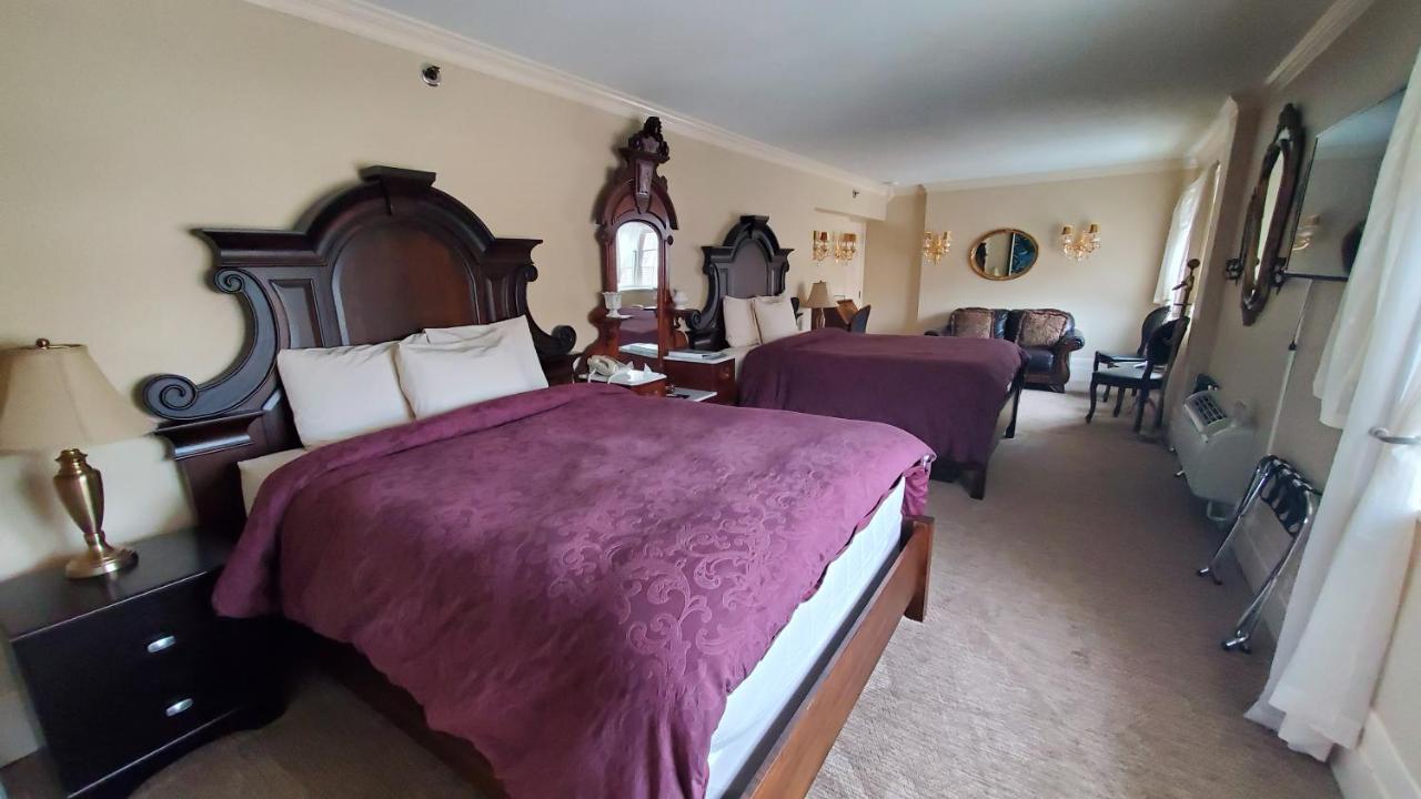 Lowell Hotel 3*
